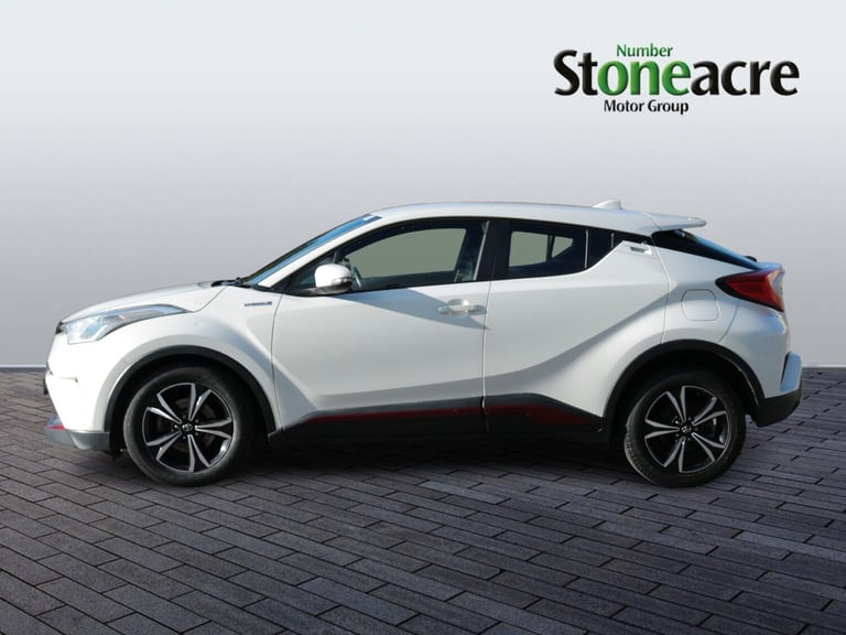 2017 Toyota C-HR 1.8 VVT-h Icon SUV 5dr Petrol Hybrid CVT Euro 6 (s/s) (122 ps) HATCHBACK Petrol/...