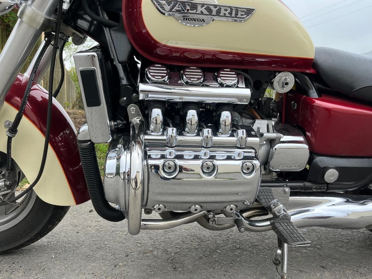 HONDA F6C VALKYRIE, 1997(R), 15,000 MILES, STUNNING EXCEPTIONAL MACHINE, £6795