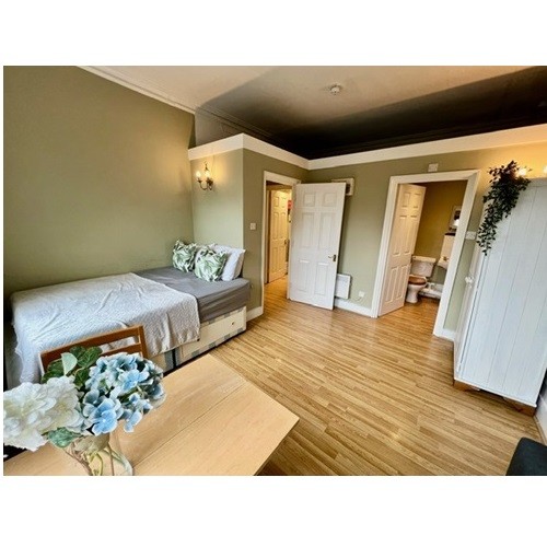 Large Double Studio in Bedford Hill, Balham, SW12 9HJ ** All Bills Included**