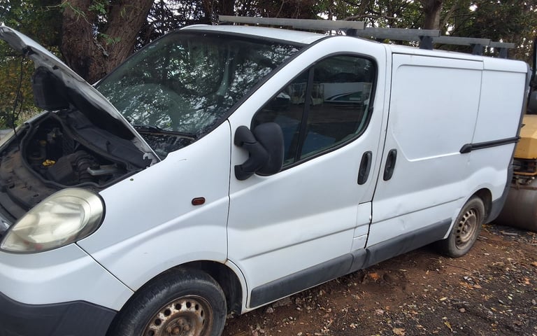 JUST IN FOR BREAKING - VAUXHALL VIVARO 2008 2.0CDTI M9R780 6 SPEED