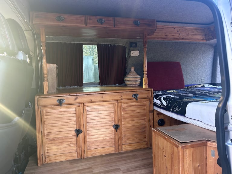 Volkswagen VW T5 Campervan/Day van with Diesel Heater NEW MOT LWB midtop 