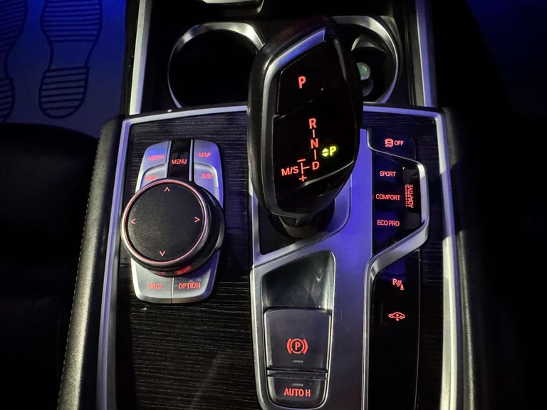 2017 BMW 7 Series 740d xDrive M Sport 4dr Auto SALOON DIESEL Automatic