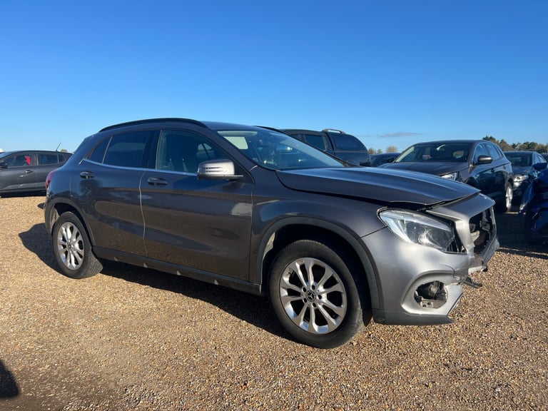 2018 MERCEDES BENZ GLA 200 SE SALVAGE DAMAGED REPAIR EURO 6 ULEZ CAT S PETROL