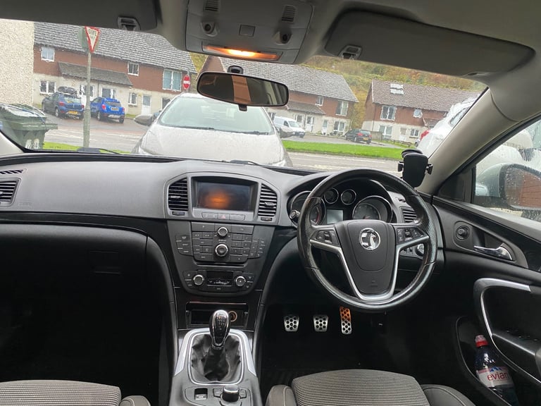 Vauxhall, INSIGNIA, Hatchback, 2011, Manual, 1956 (cc), 5 doors