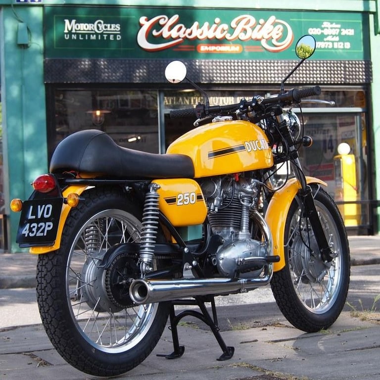 image for 1975 Ducati 250 Mk111 Classic Vintage Rare, Beautiful Restoration, Easy Starter.