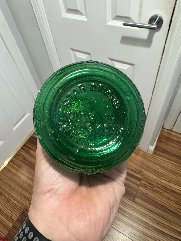 Decorative paraffin lamp