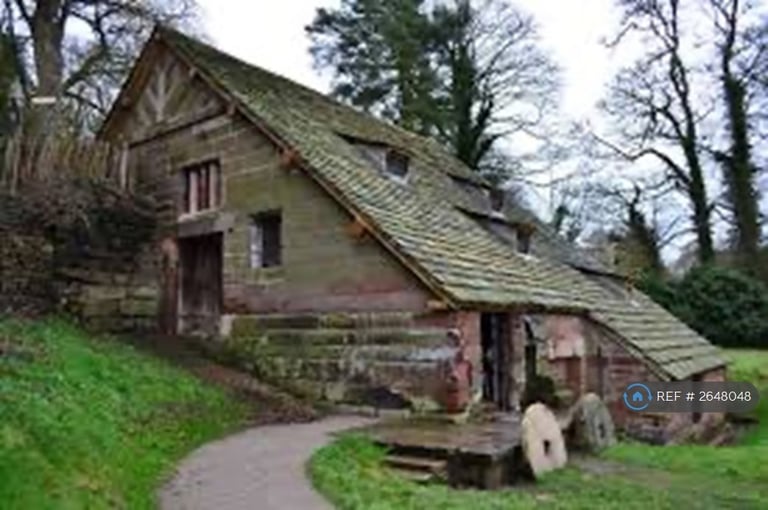 4 bedroom house in Oakfield Road, Alderley Edge, SK9 (4 bed) (#2648048)