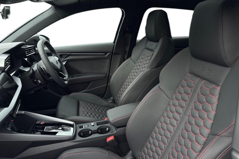 2025 Audi RS3 RS 3 TFSI Quattro Carbon Black 5dr S Tronic HATCHBACK PETROL Automatic