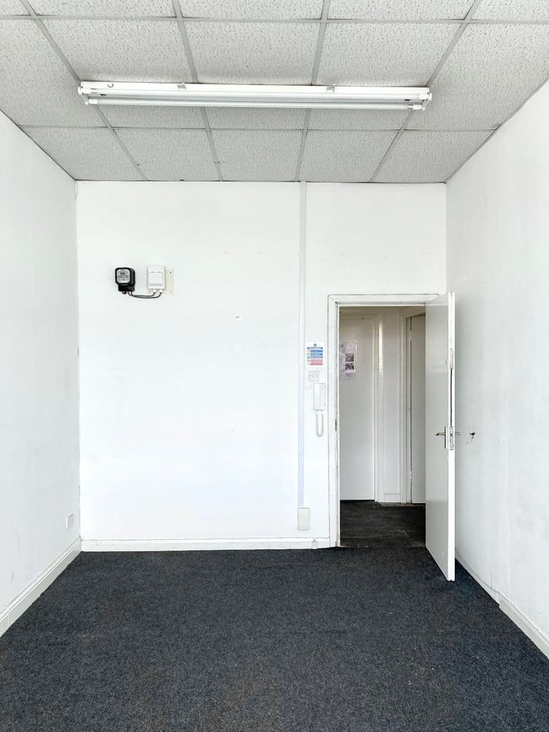 Unit 206 Private Office Studios to Rent in Tottenham Seven Sisters Haringey North London