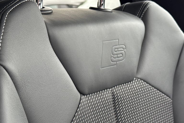 2022 Audi Q3 Black Edition 40 TFSI quattro 190 PS S tronic SUV PETROL Automatic