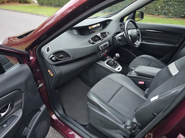 2015 Renault Grand Scenic 1.5 dCi Dynamique Nav 5dr MPV DIESEL Manual