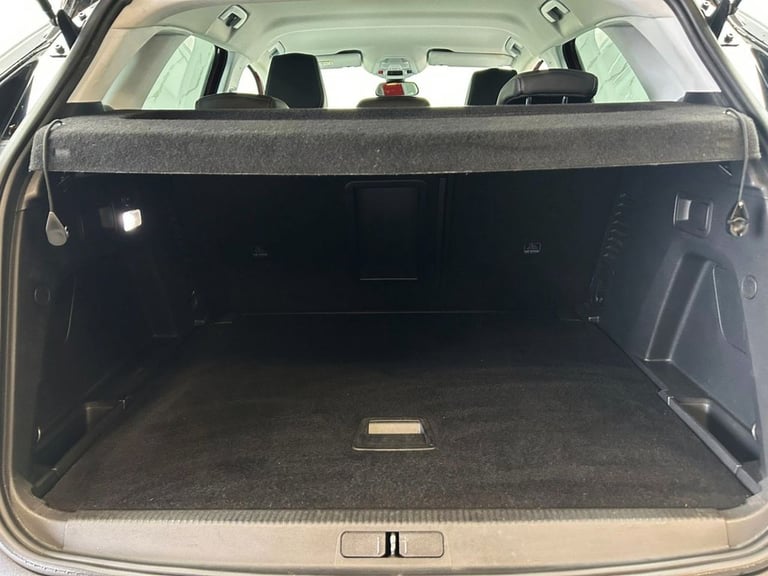 2017 Peugeot 3008 1.2 PureTech Allure SUV 5dr Petrol Manual Euro 6 (s/s) (130 ps) F/S/H!! 1 F HAT...