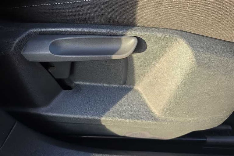 2018 Volkswagen T-Roc 1.0 TSI SE 5dr HATCHBACK PETROL Manual