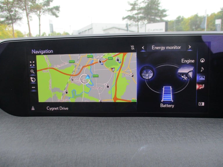 2022 Lexus UX 2.0 250h Takumi SUV 5dr Petrol Hybrid E-CVT Euro 6 (s/s) (184 ps) ESTATE Petrol/Ele...