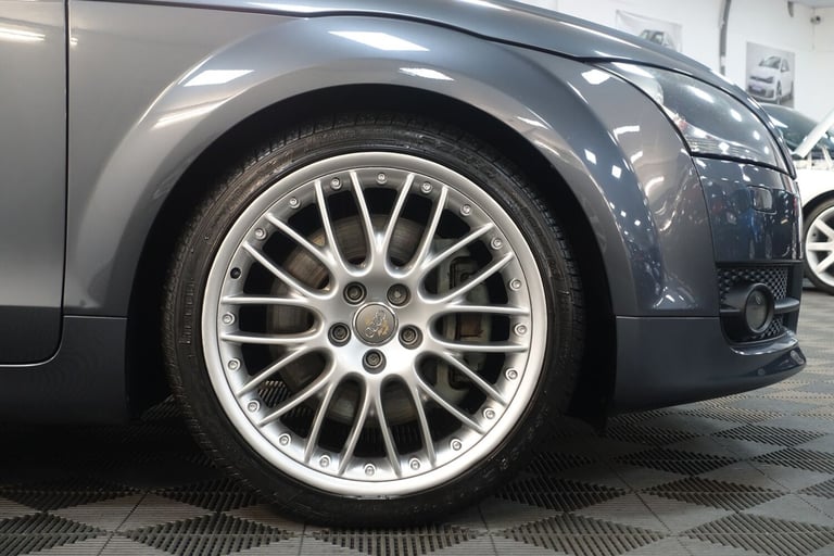 2007 Audi TT 3.2 TFSI V6 Roadster 2dr Petrol S Tronic quattro Euro 4 (250 ps) Convertible Petrol ...