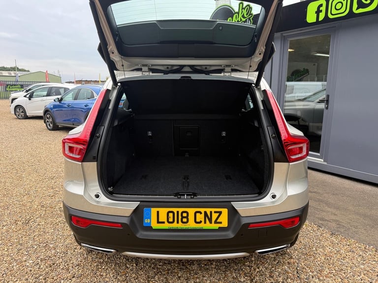2018 Volvo XC40 2.0 D4 [190] Inscription 5dr AWD Geartronic ESTATE Diesel Automatic