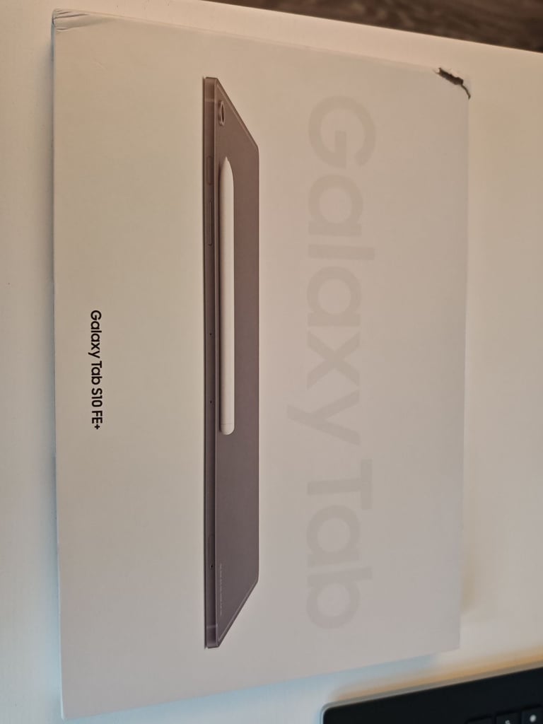 Samsung tab S10 FE+ including pen
