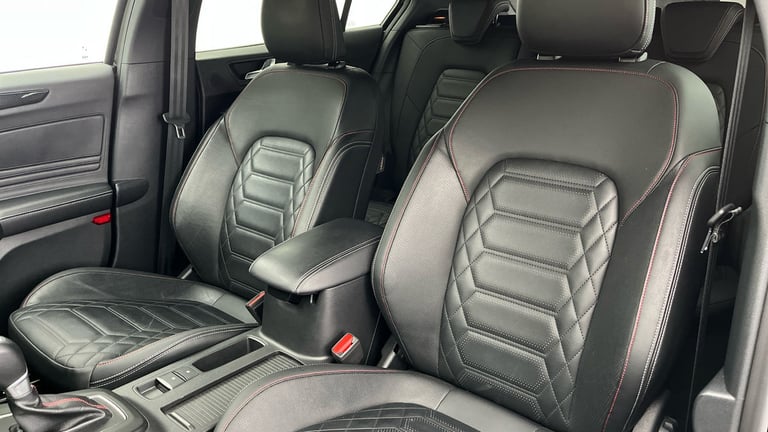 2022 Ford Focus Focus ST-Line Vignale 5 door 1.0L EcoBoost 155PS mHEV FWD 7 Speed PowerShif 5 doo...