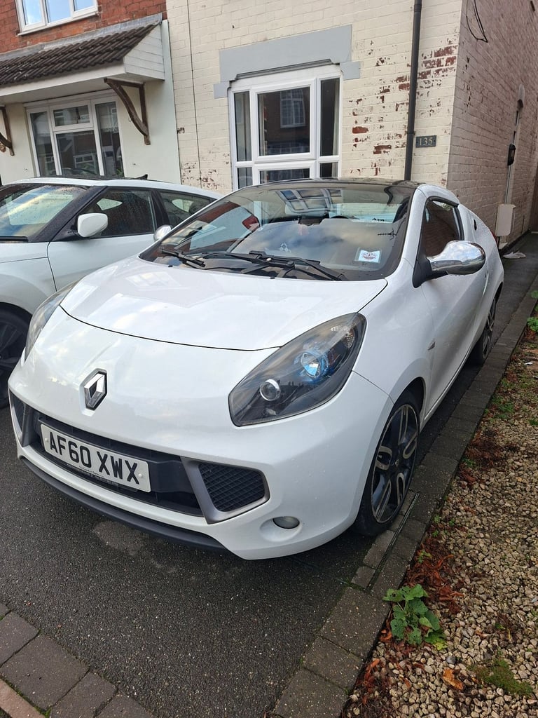 Renault, WIND, Convertible, 2010, Manual, 1598 (cc), 2 doors