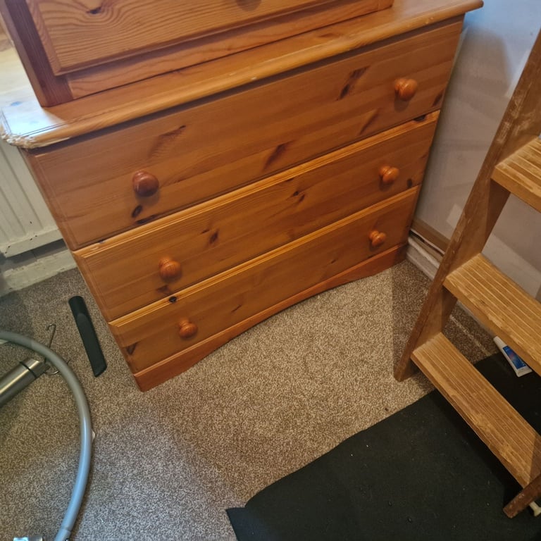 image for Chest of drawers 