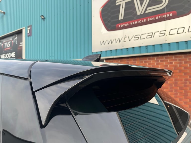 2019 Land Rover Range Rover Evoque 2.0 D180 R-Dynamic HSE Auto 4WD Euro 6 (s/s) 5dr ESTATE Diesel...