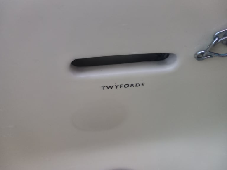 Vintage Bathroom Suite TWYFORDS Primrose yellow 