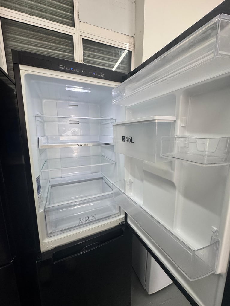 Samsung 70/30 Fridge Freezer with Chilled Water Dispenser – Free Delivery Within 24hr