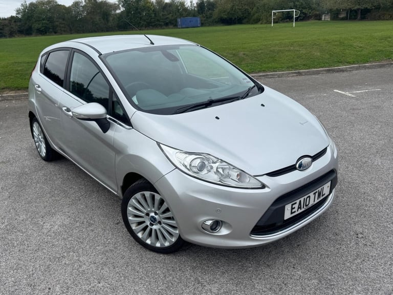 image for 2010 Ford Fiesta 1.4 Titanium 5dr HATCHBACK Petrol Automatic