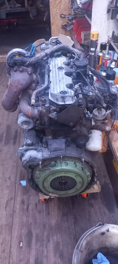 11L Defender 200tdi engine 