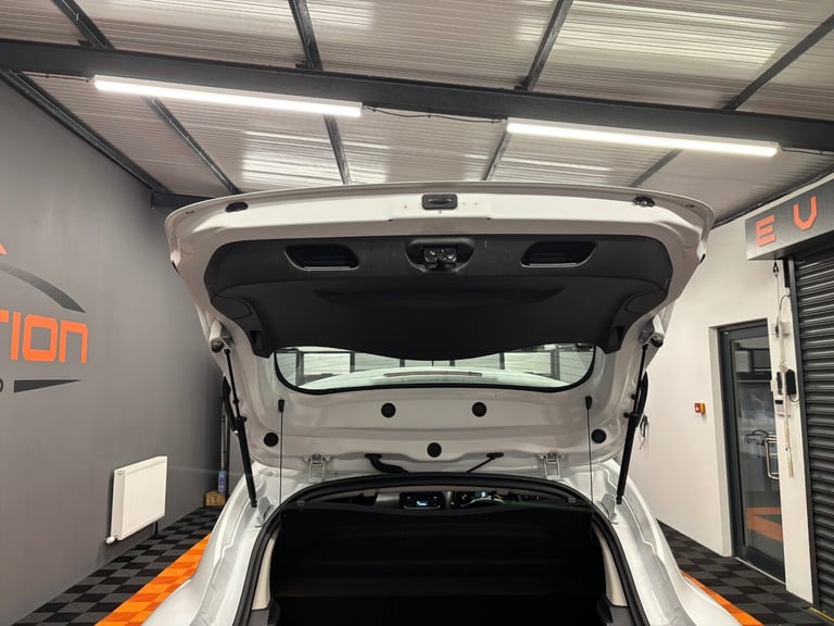 2016 Renault Clio 1.2 16V Play 5dr HATCHBACK Petrol Manual