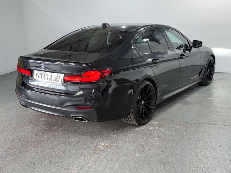 2020 BMW 5 Series 2.0 520d MHT M Sport Saloon 4dr Diesel Hybrid Auto Euro 6 (s/s) (190 ps)CAT Sal...