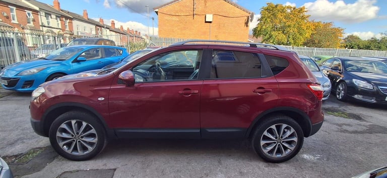 2013 Nissan Qashqai 1.6 dCi Tekna 5dr [Start Stop] HATCHBACK DIESEL Manual