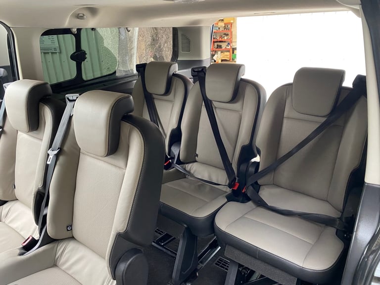 2017 Ford Tourneo Custom Ford Tourneo Custom 2.0 TDCi 130ps 9 Seater Leather Titanium Minibus Cam...