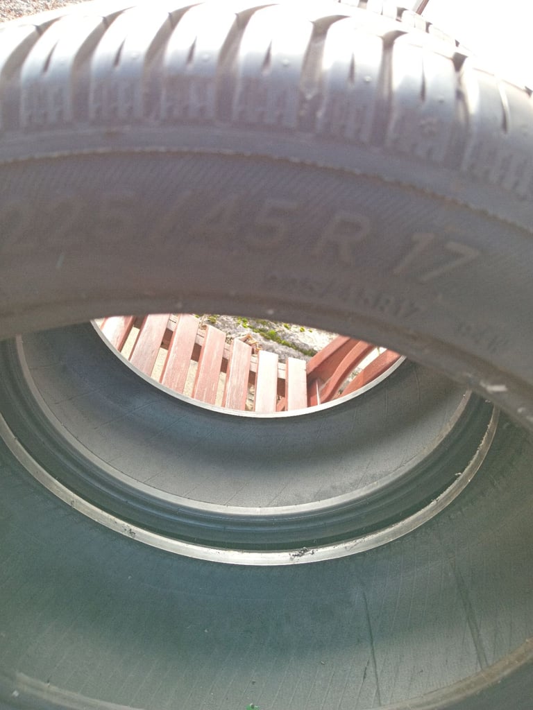 Michelin Cross Climate 225 45 R17 94W