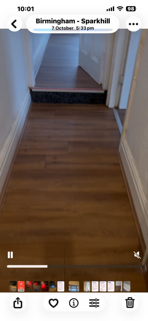 3 bedrooms with seating room for rent 