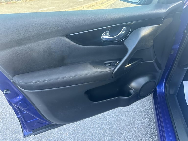 2016 Nissan Qashqai 1.2 DIG-T N-Connecta 2WD Euro 6 (s/s) 5dr HATCHBACK Petrol Manual