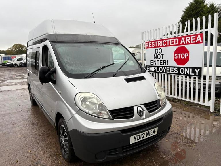 image for 2012 Renault Trafic Trafic LH29 dCi Camper DIESEL Manual