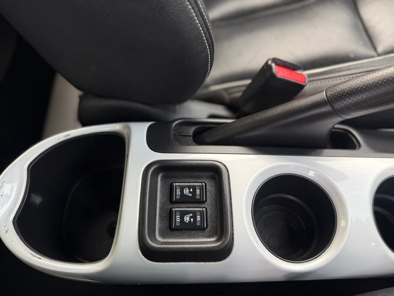 2014 Nissan Juke 1.5 dCi Tekna 5dr HATCHBACK Diesel Manual