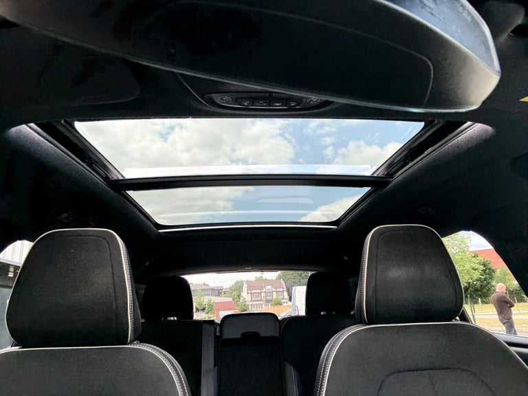 2020 Volvo XC40 2.0 T4 R DESIGN Pro 5dr Geartronic ESTATE Petrol Automatic