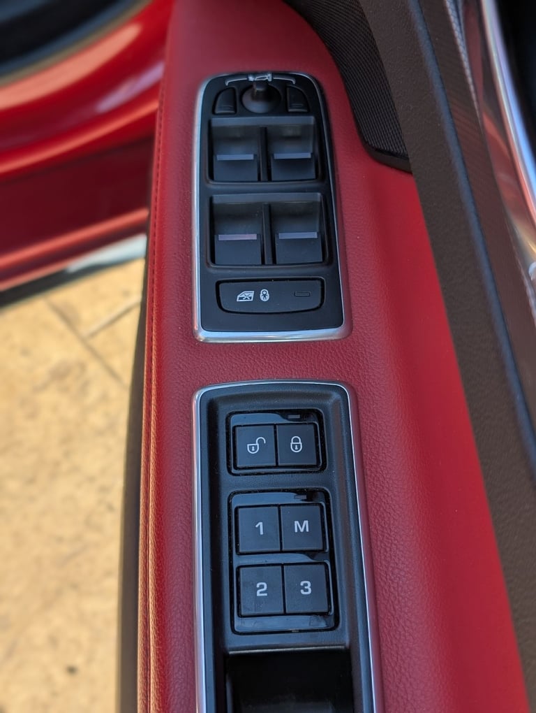 Jaguar, XF, Saloon, 2016, Other, 2993 (cc), 4 doors