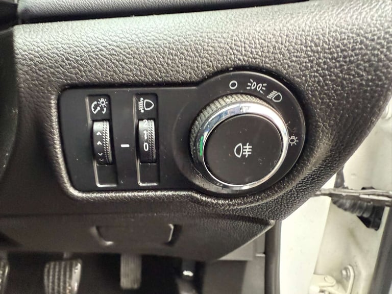 2014 Vauxhall Astra 1.4 Astra GTC Sport S/S 3dr Coupe Petrol Manual