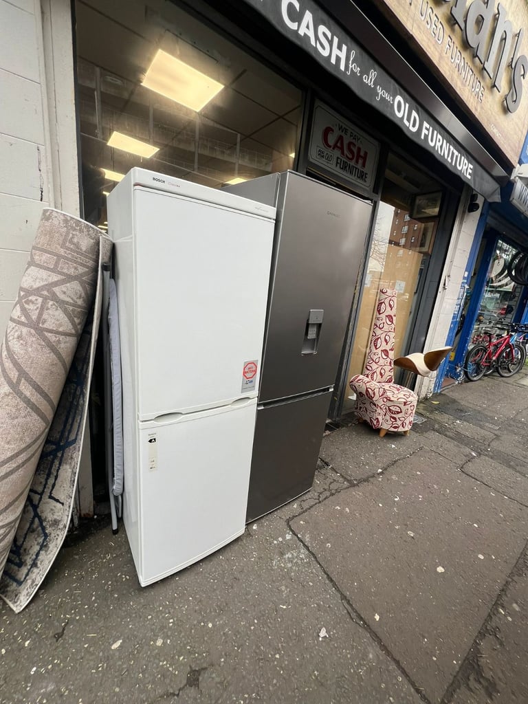 White boosch   3 months warranty   Fully reconditioned   £160