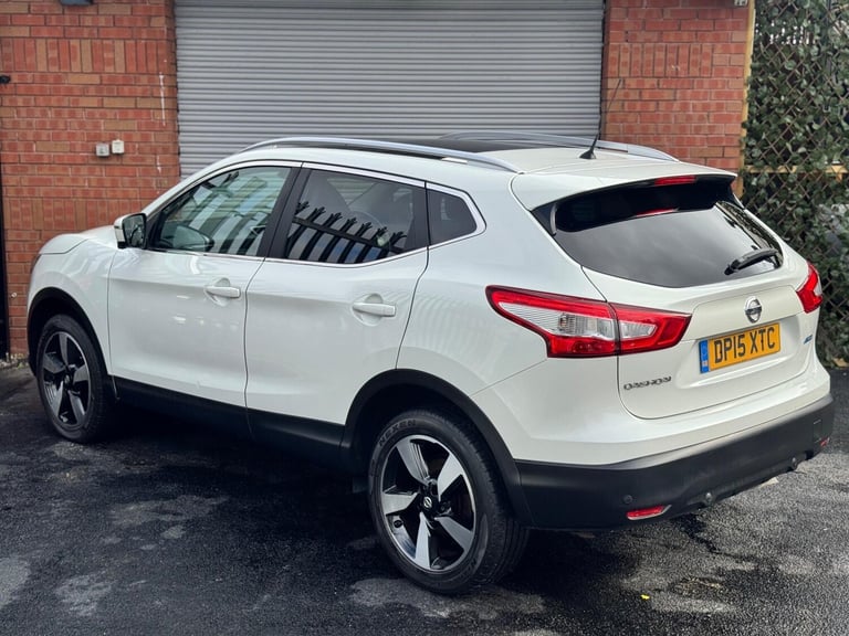 2015 Nissan Qashqai 1.5 dCi n-tec+ 2WD Euro 5 (s/s) 5dr HATCHBACK Diesel Manual