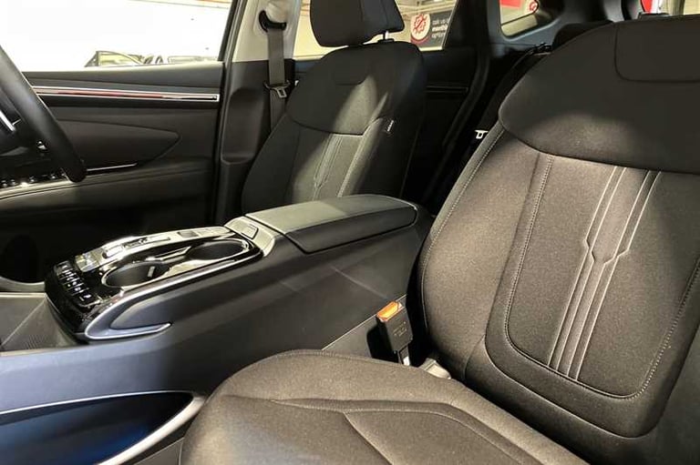 2023 Hyundai TUCSON 1.6 h T-GDi 13.8kWh Premium SUV 5dr Petrol Plug-in Hybrid Auto 4WD Euro 6 ( S...