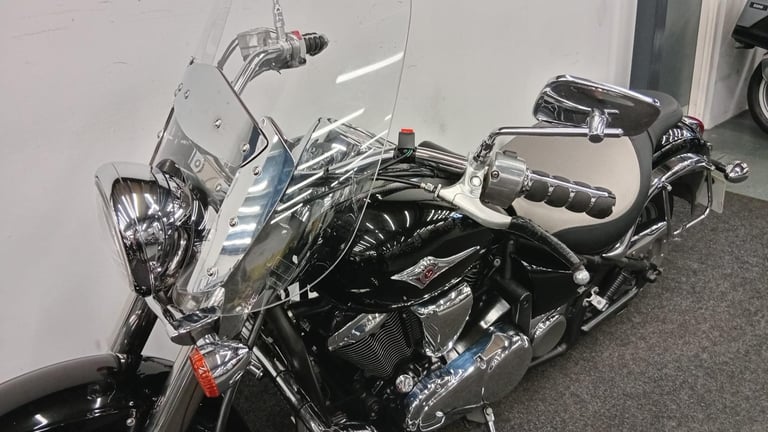 KAWASAKI VN900 CLASSIC ** NICE CONDITION, WARRANTY, SERVICE HISTORY **