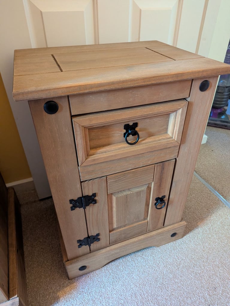Pine Bedside Cabinet