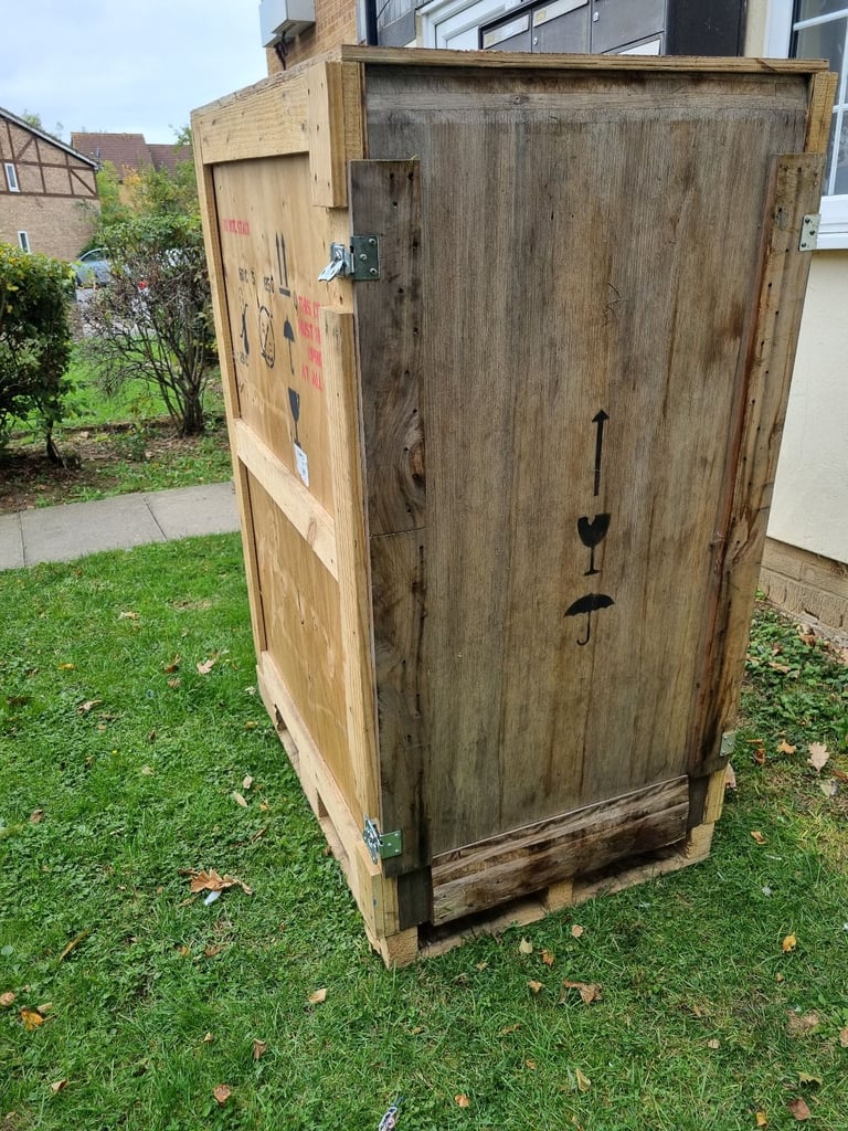 image for Wooden crate