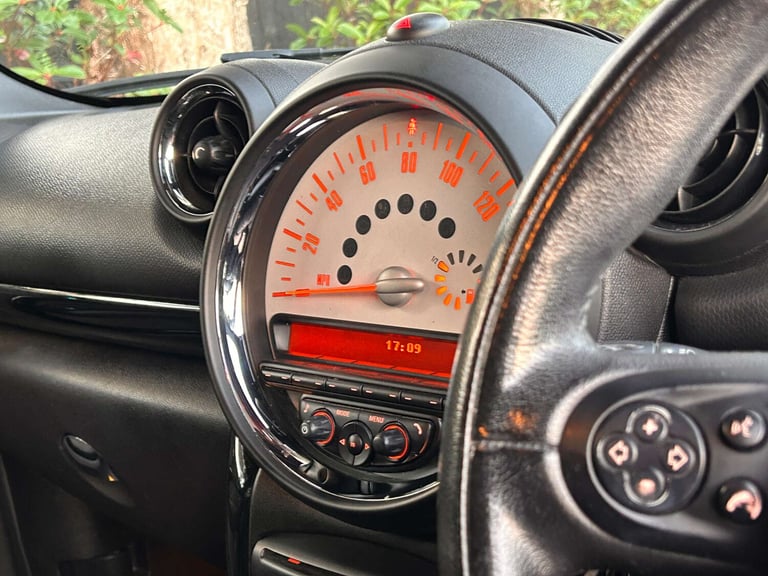 2013 MINI Countryman 1.6 Countryman Cooper 5dr SUV Petrol Manual