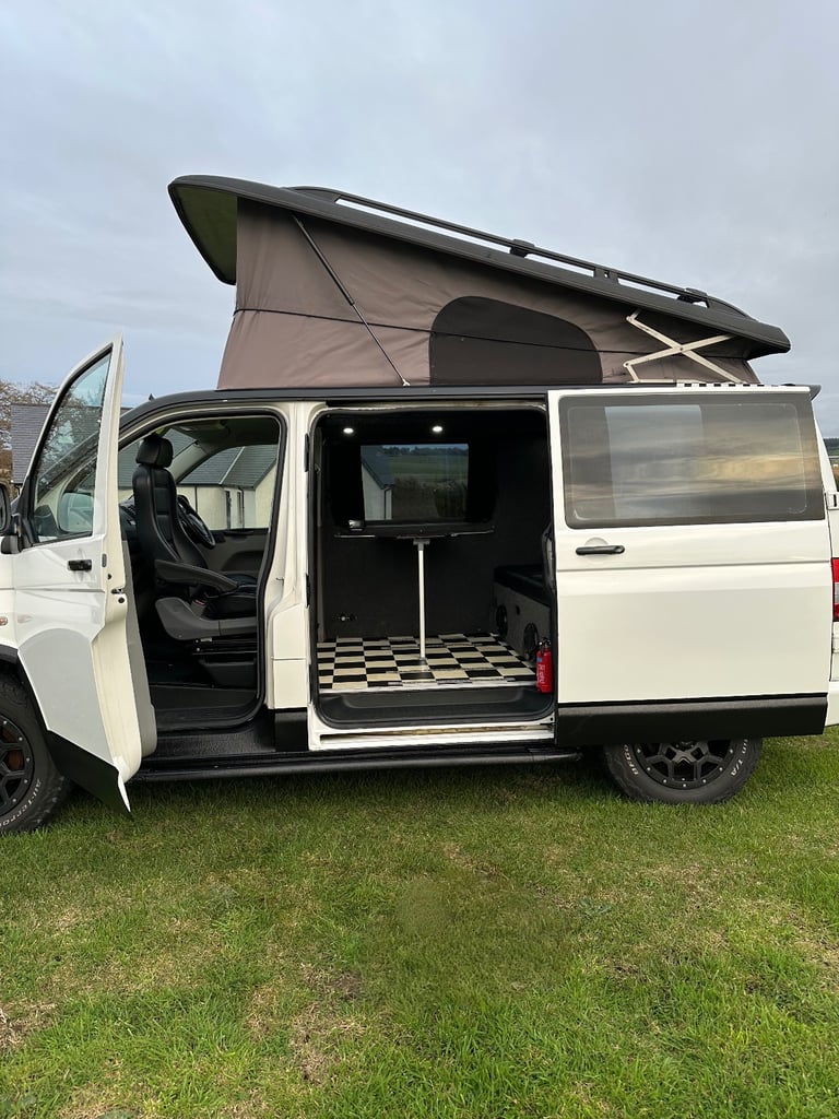 Volkswagen, 4motion 4X4, Transporter, VW  Camper van, 2010, 1968 (cc)