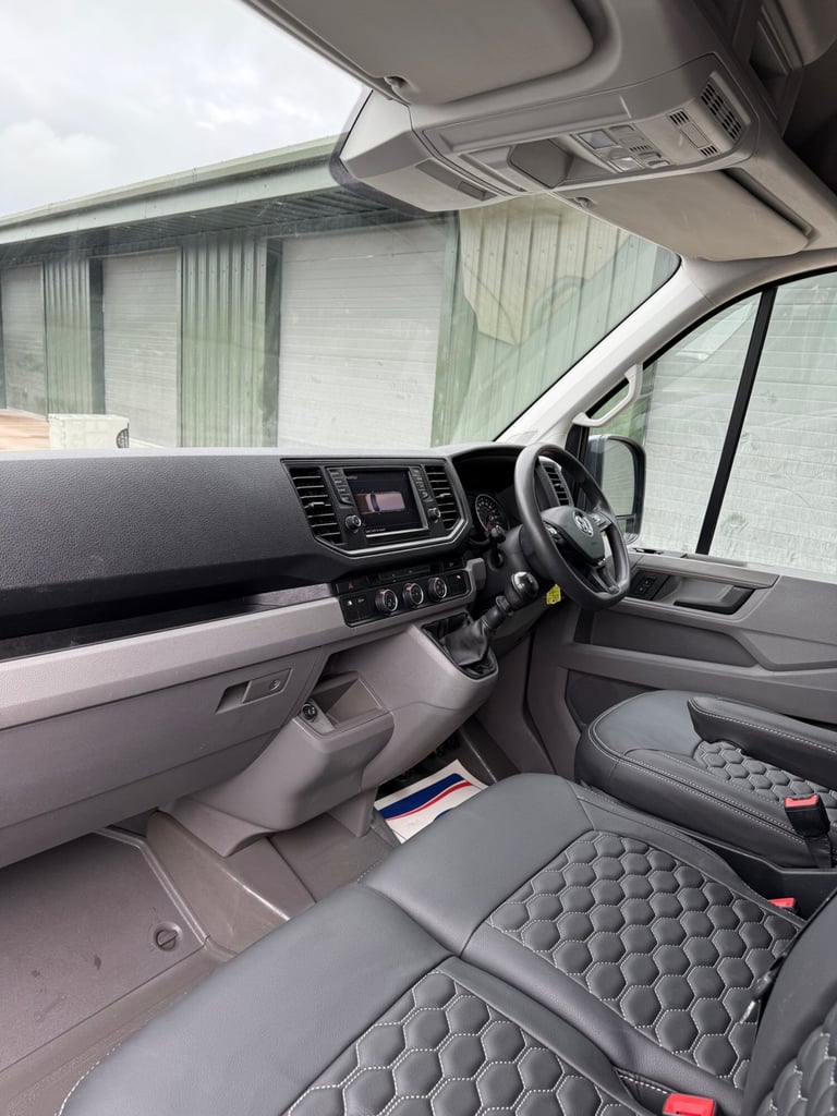 VOLKSWAGEN CRAFTER TRENDLINE 2.0TDI 140 MWB GREY EURO 6 ***VAT INCLUDED***